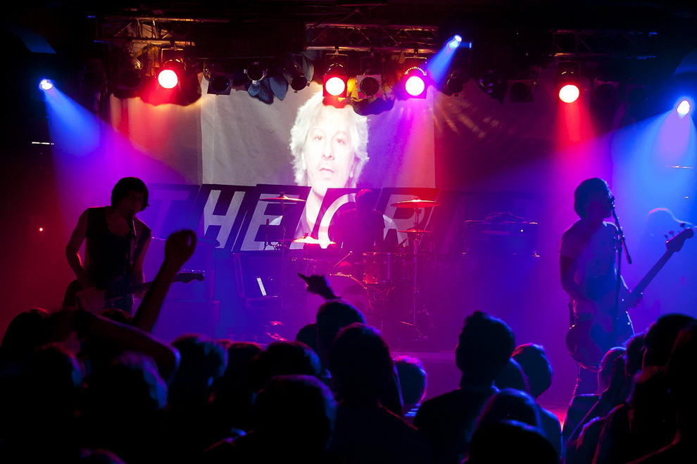 LIVE: The Cribs - energie není všechno. Ale znamená hodně